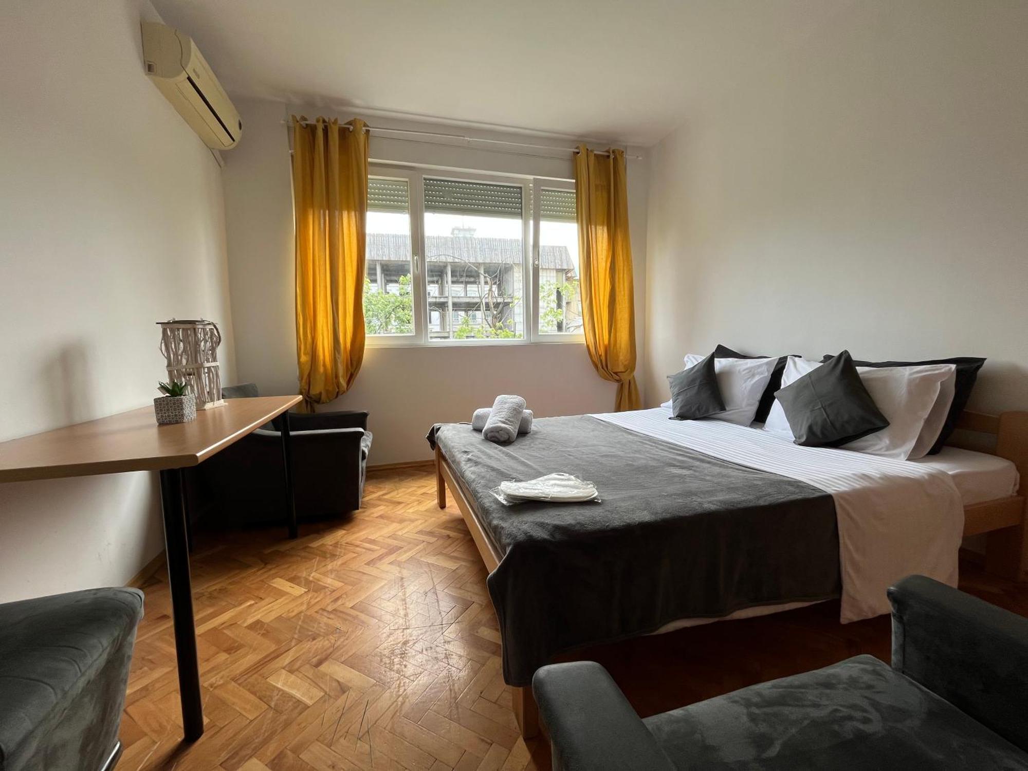 סקופיה Central M - 5 Apartments מראה חיצוני תמונה