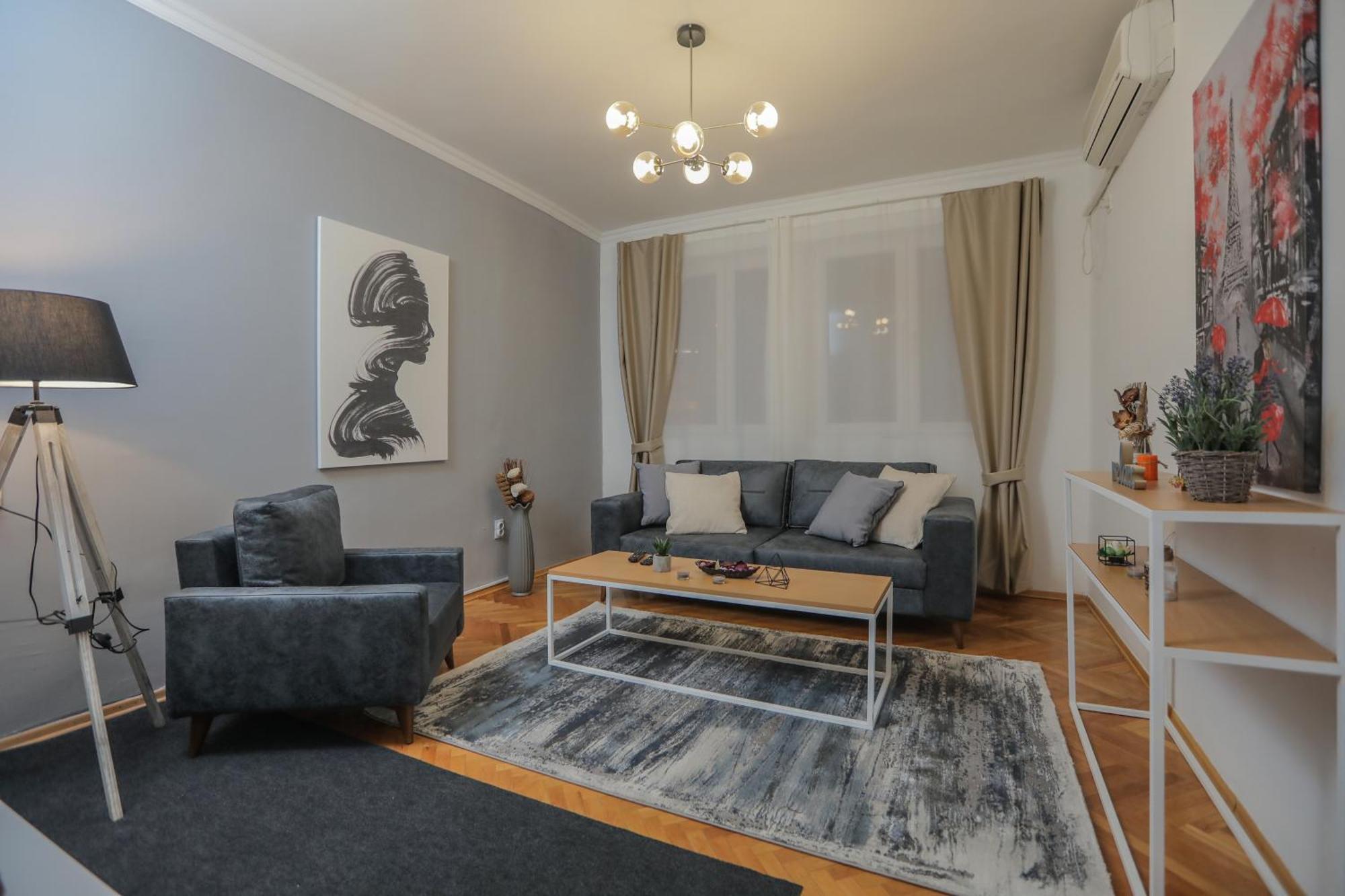 סקופיה Central M - 5 Apartments מראה חיצוני תמונה